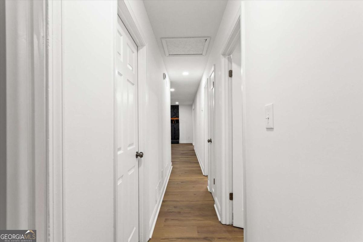 41 Bakers Bridge Circle