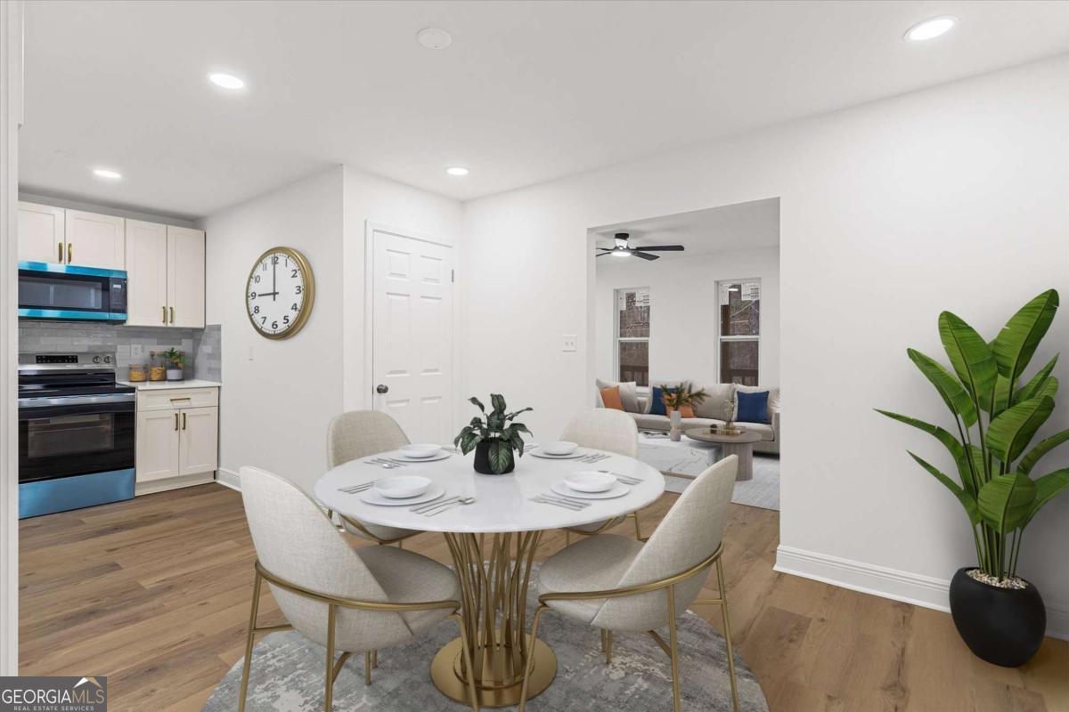 41 Bakers Bridge Circle