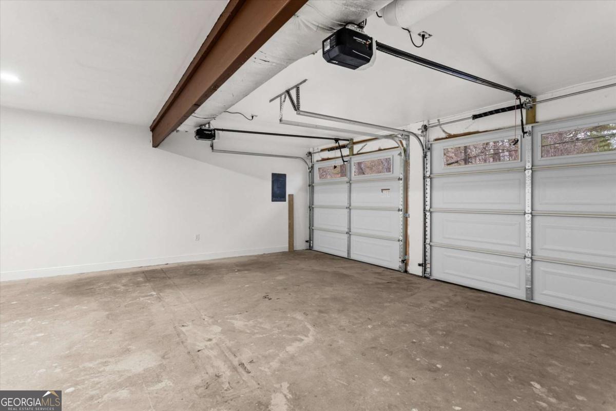 41 Bakers Bridge Circle