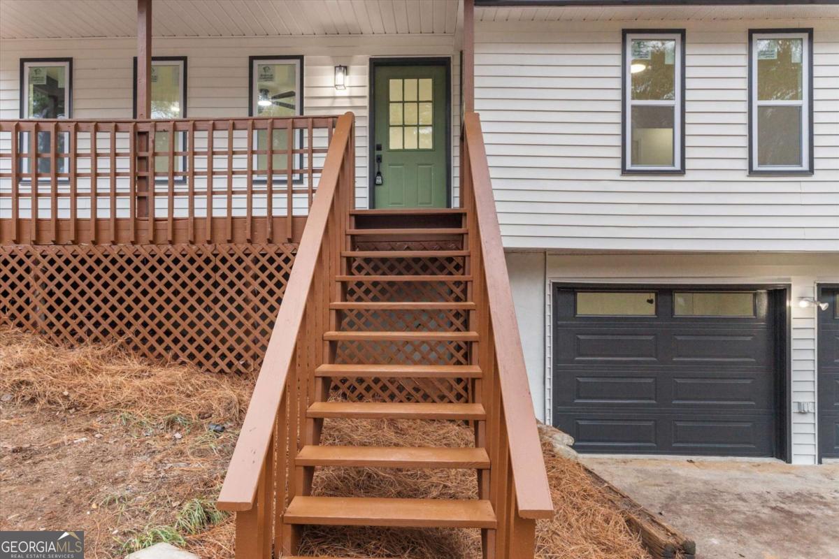 41 Bakers Bridge Circle