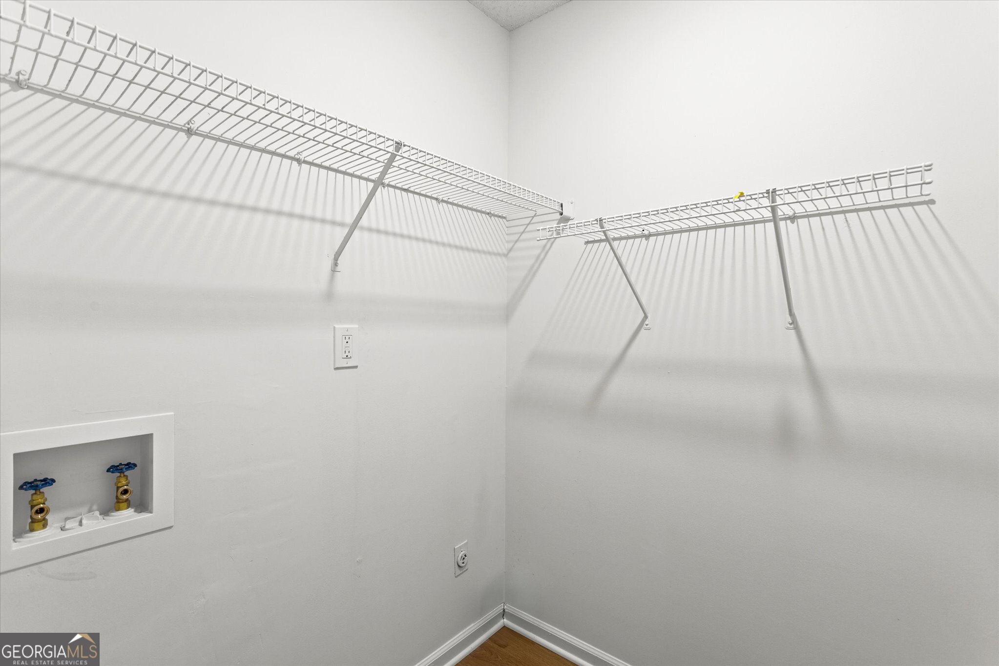 1472 Chapel Hill Lane SW