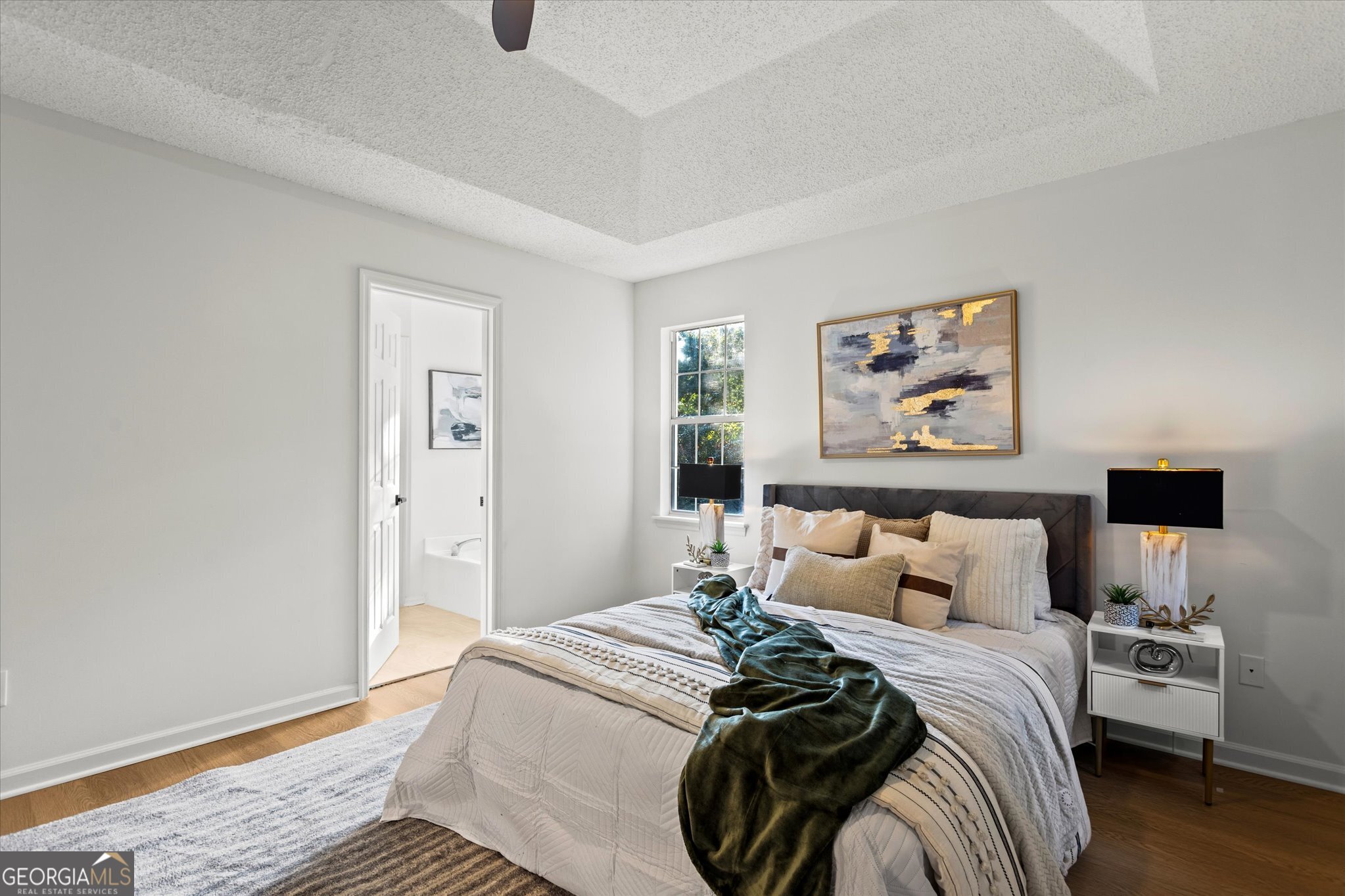 1472 Chapel Hill Lane SW