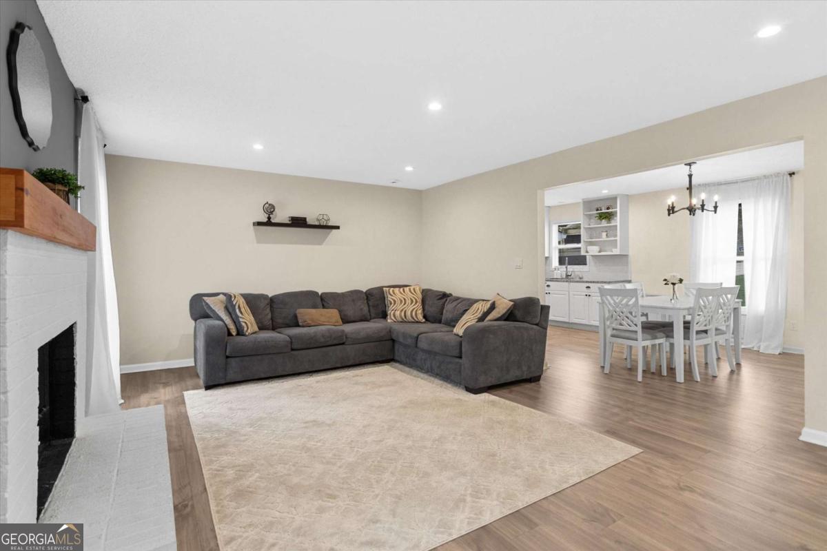 1785 Woodhaven Terrace