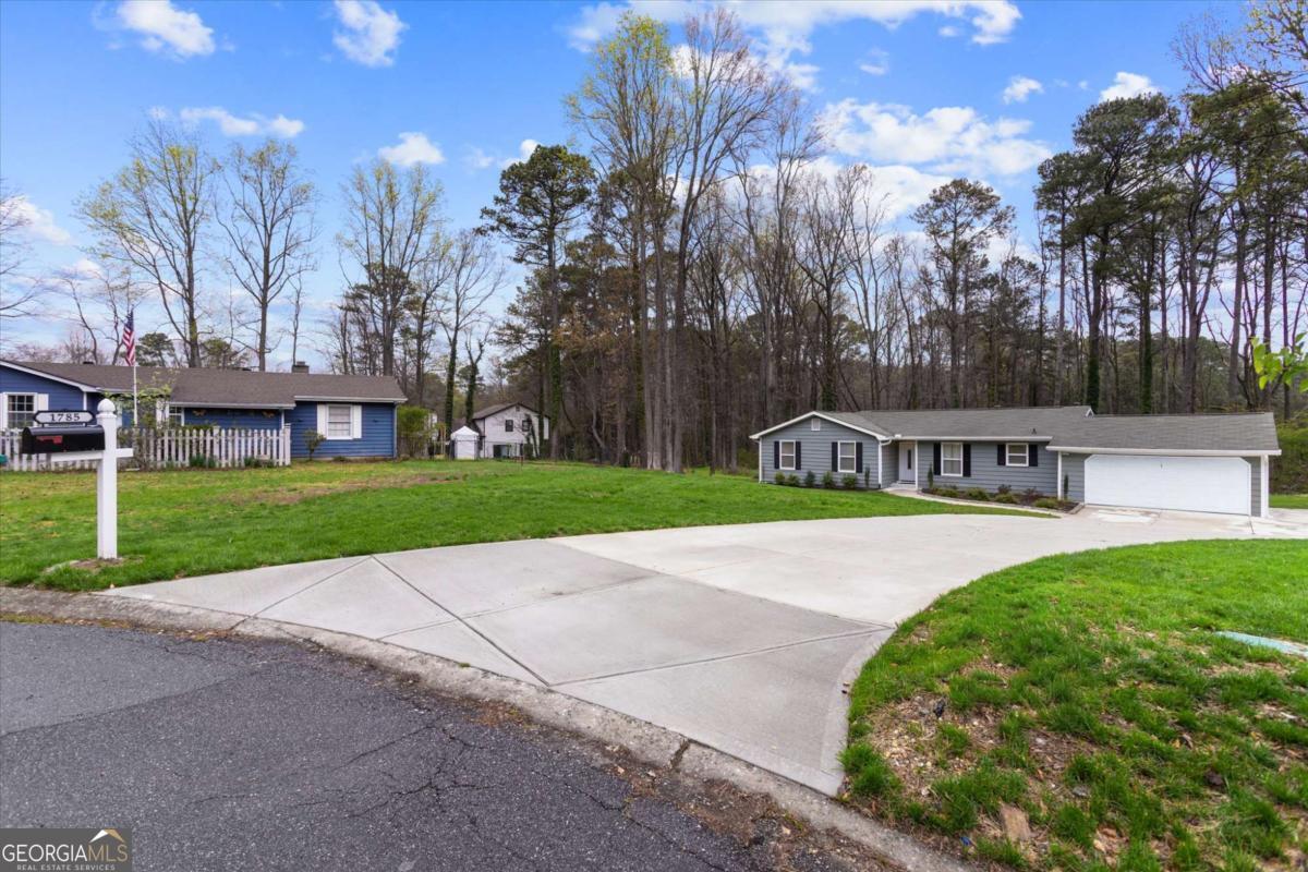 1785 Woodhaven Terrace