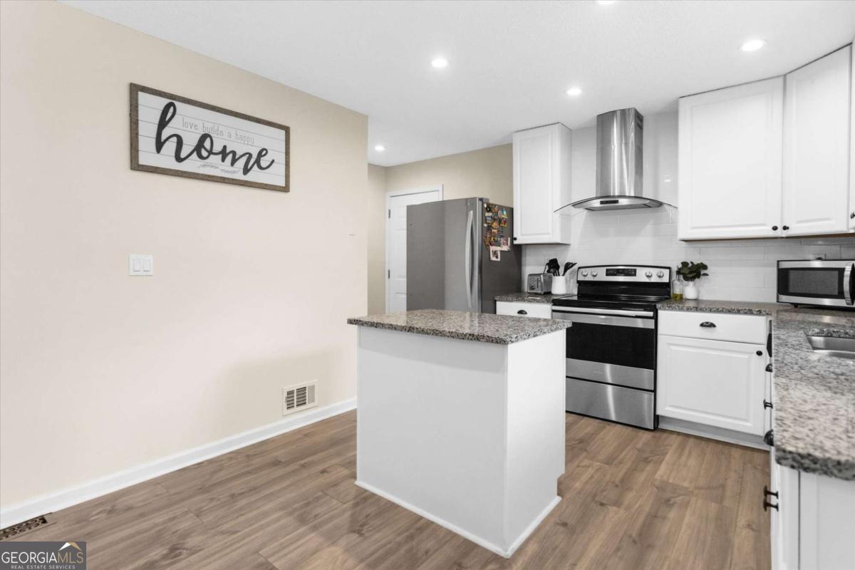 1785 Woodhaven Terrace