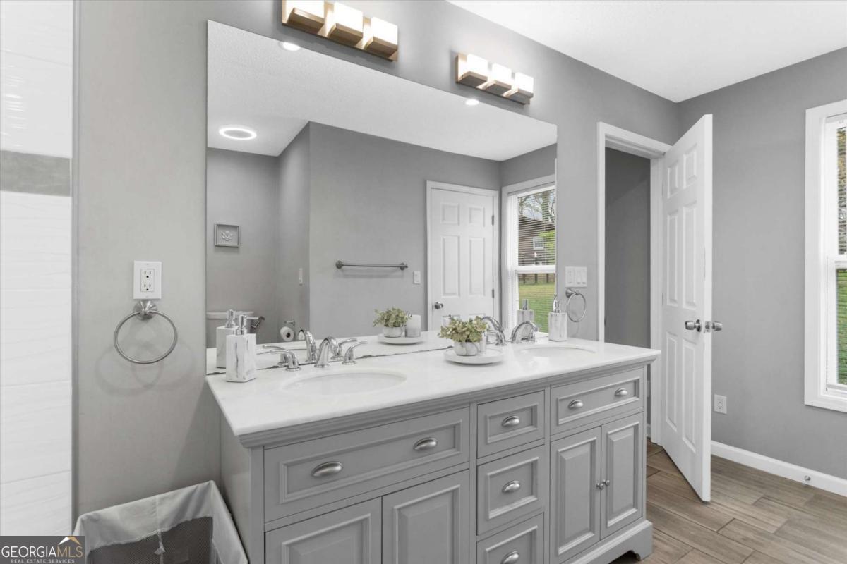 1785 Woodhaven Terrace