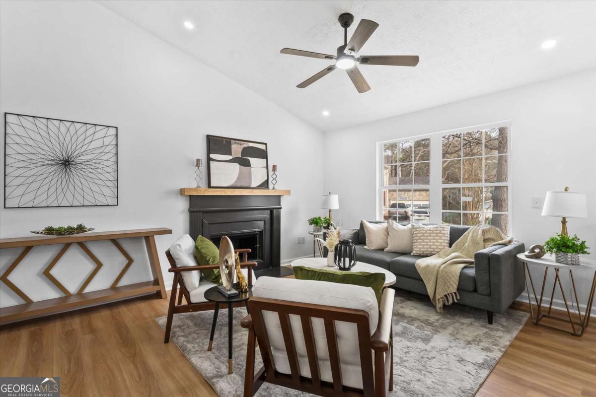 1381 To Lani Farm Rd