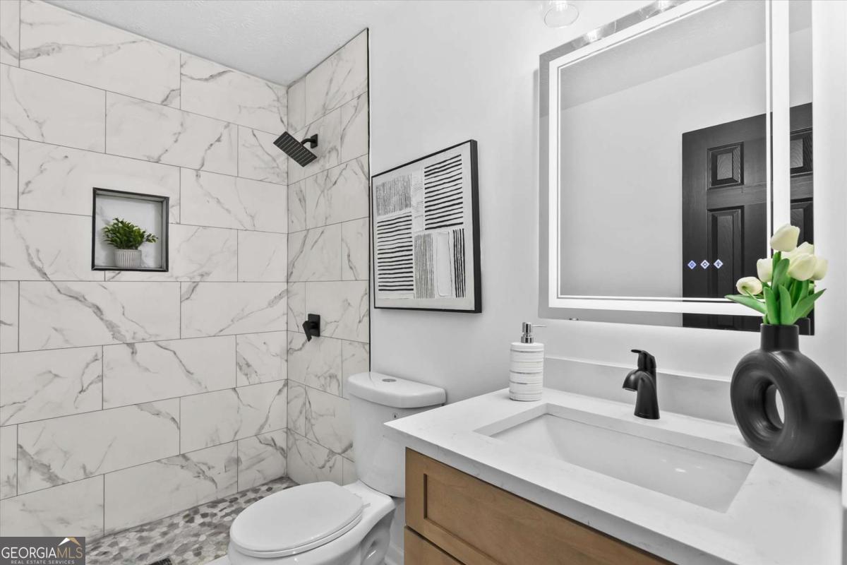 1381 To Lani Farm Rd