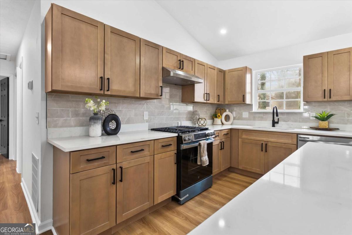 1381 To Lani Farm Rd