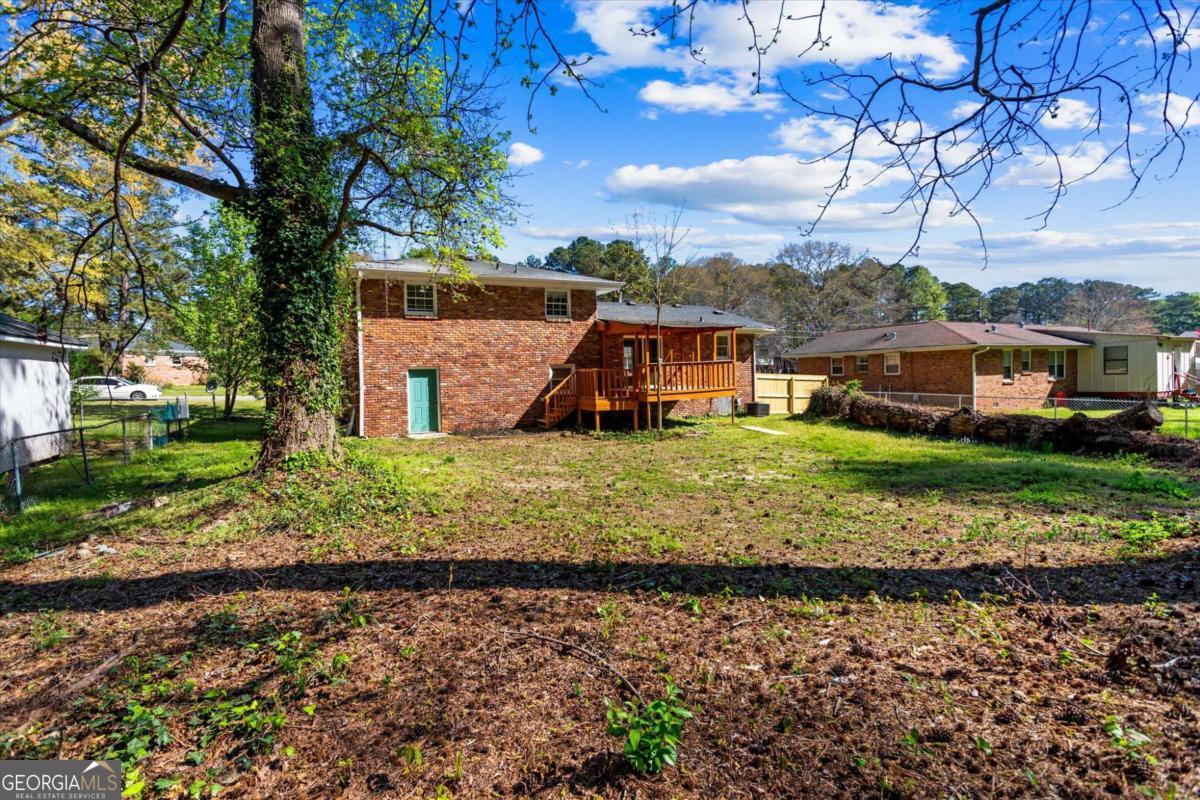 713 Huntingdon Dr