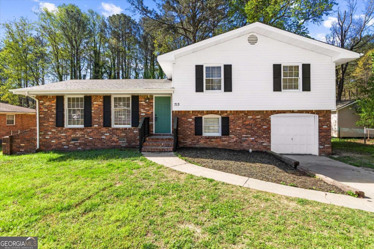 713 Huntingdon Dr