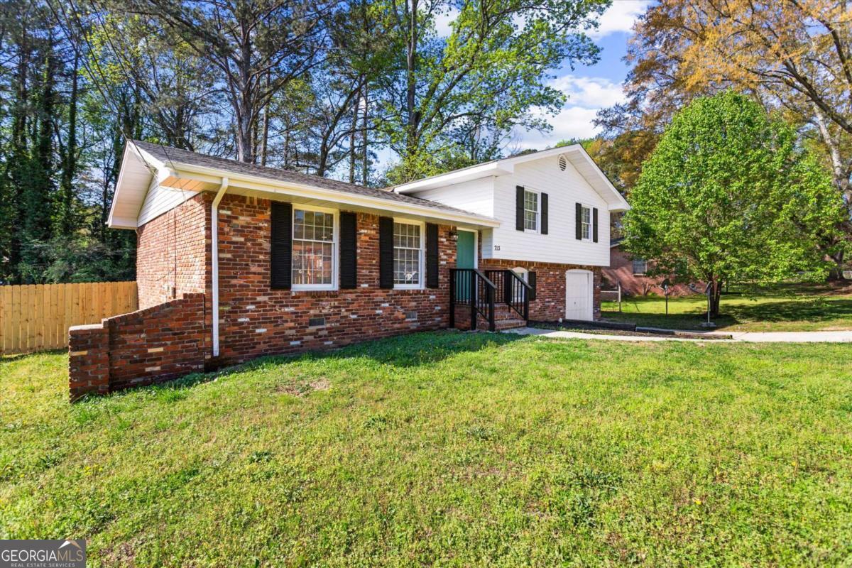 713 Huntingdon Dr
