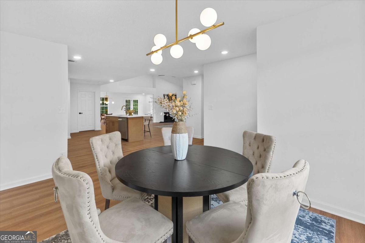 10322 Deep Creek Cv