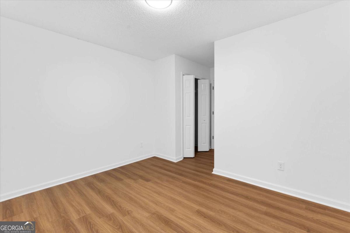 10322 Deep Creek Cv