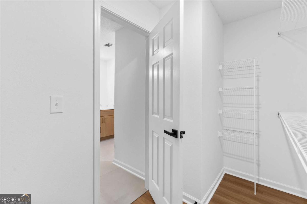 10322 Deep Creek Cv