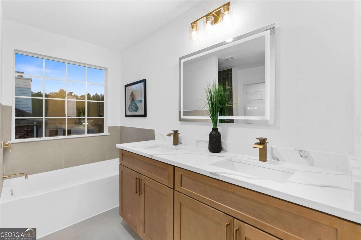 10322 Deep Creek Cv