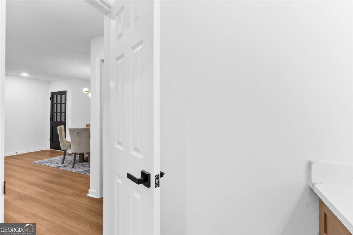 10322 Deep Creek Cv