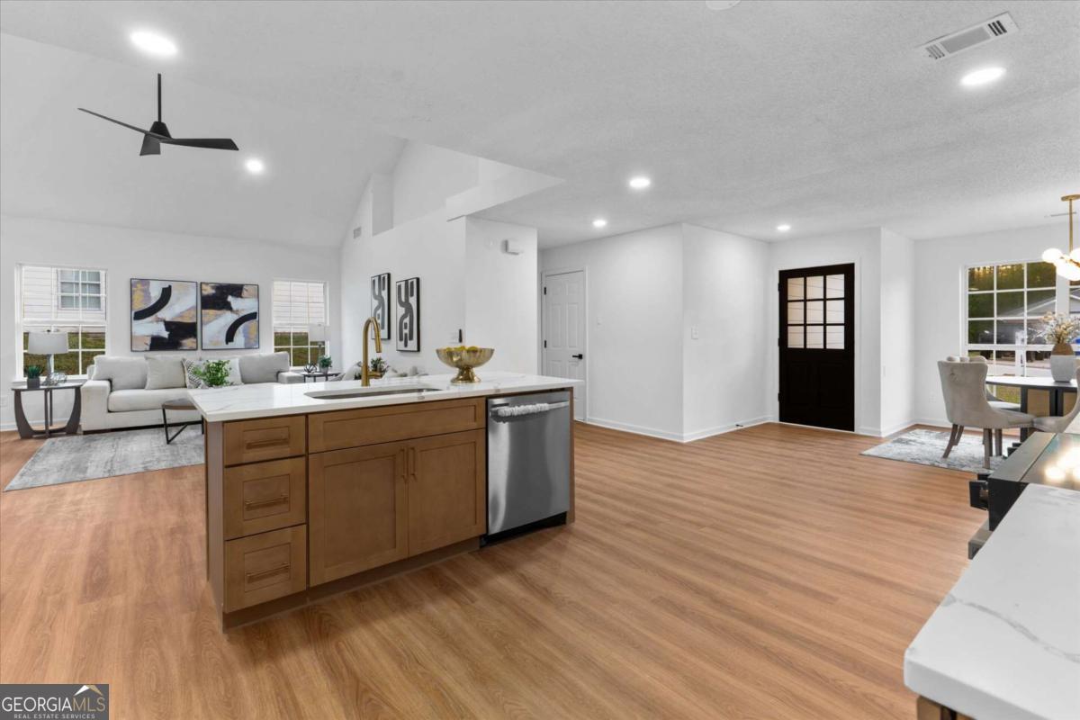 10322 Deep Creek Cv