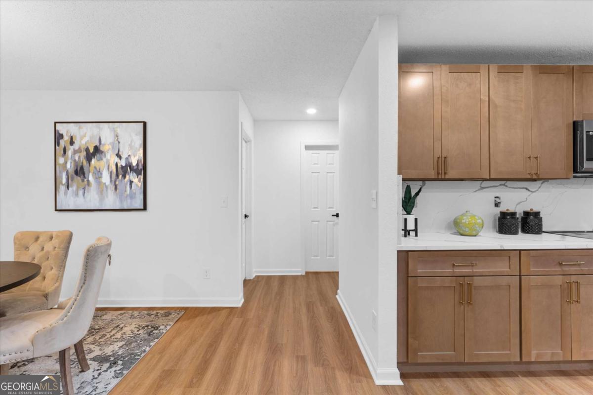 10322 Deep Creek Cv