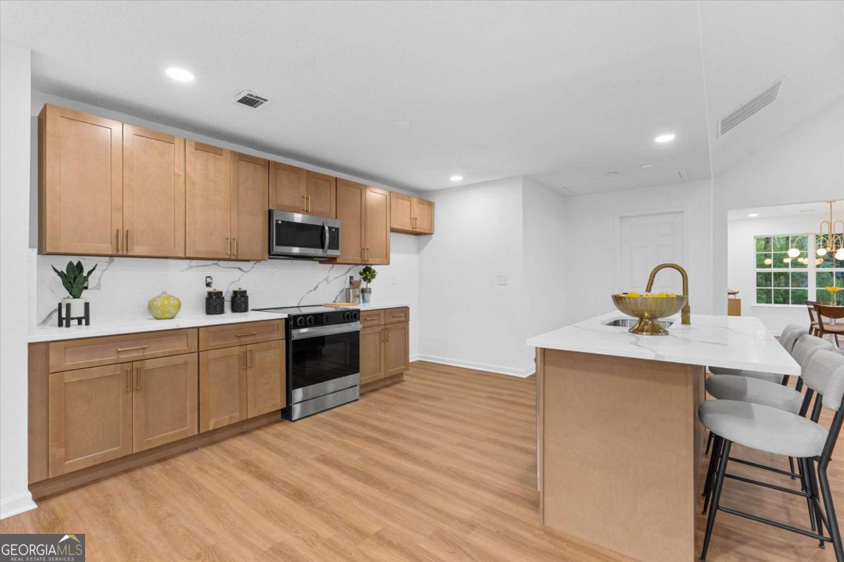 10322 Deep Creek Cv