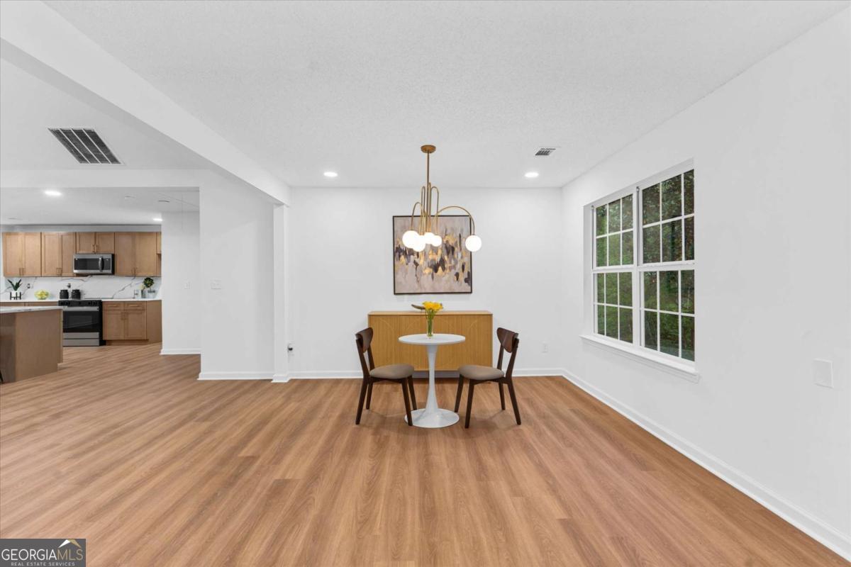 10322 Deep Creek Cv