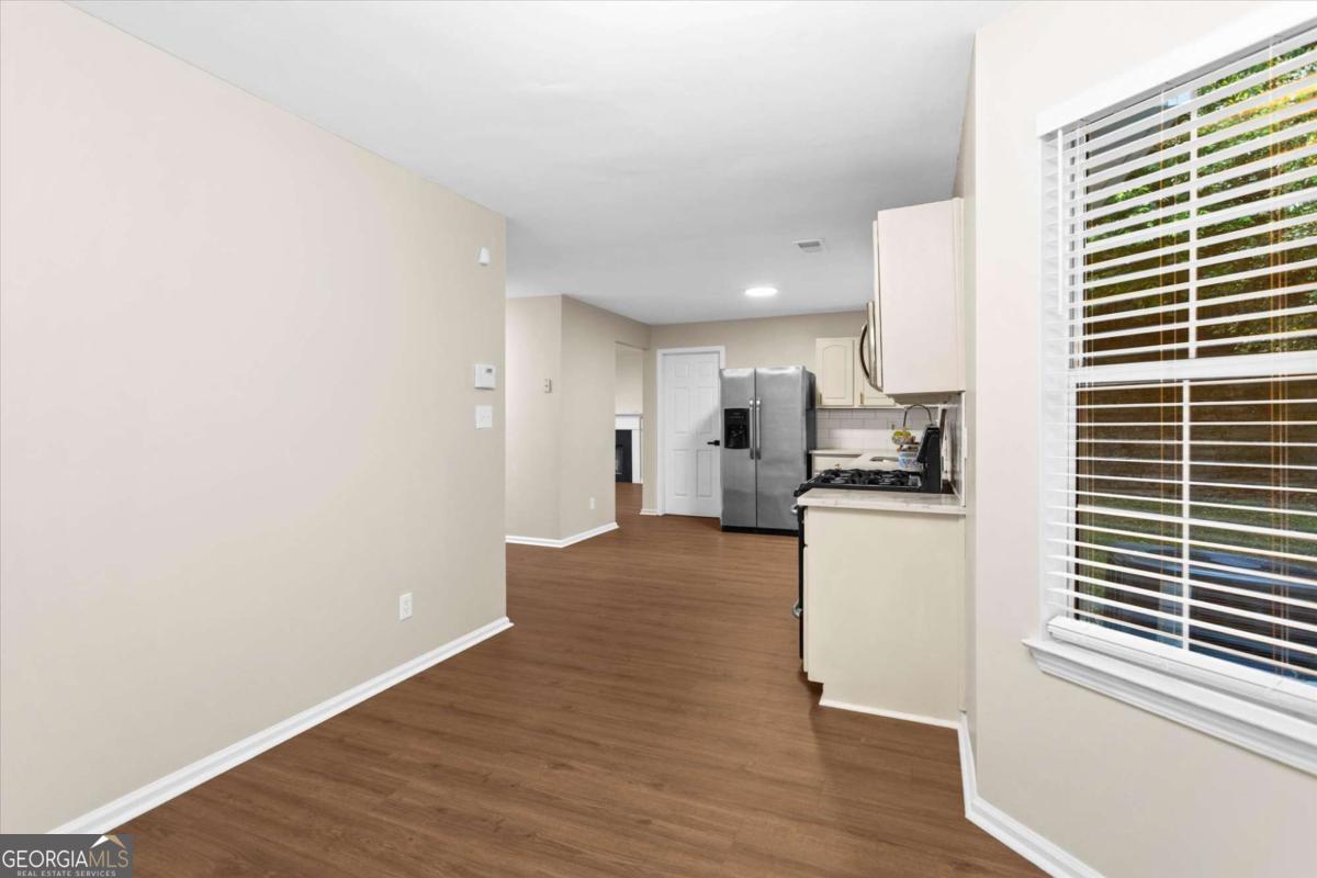 3897 Creek Shoals Ln