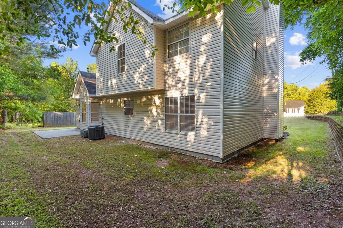 3897 Creek Shoals Ln