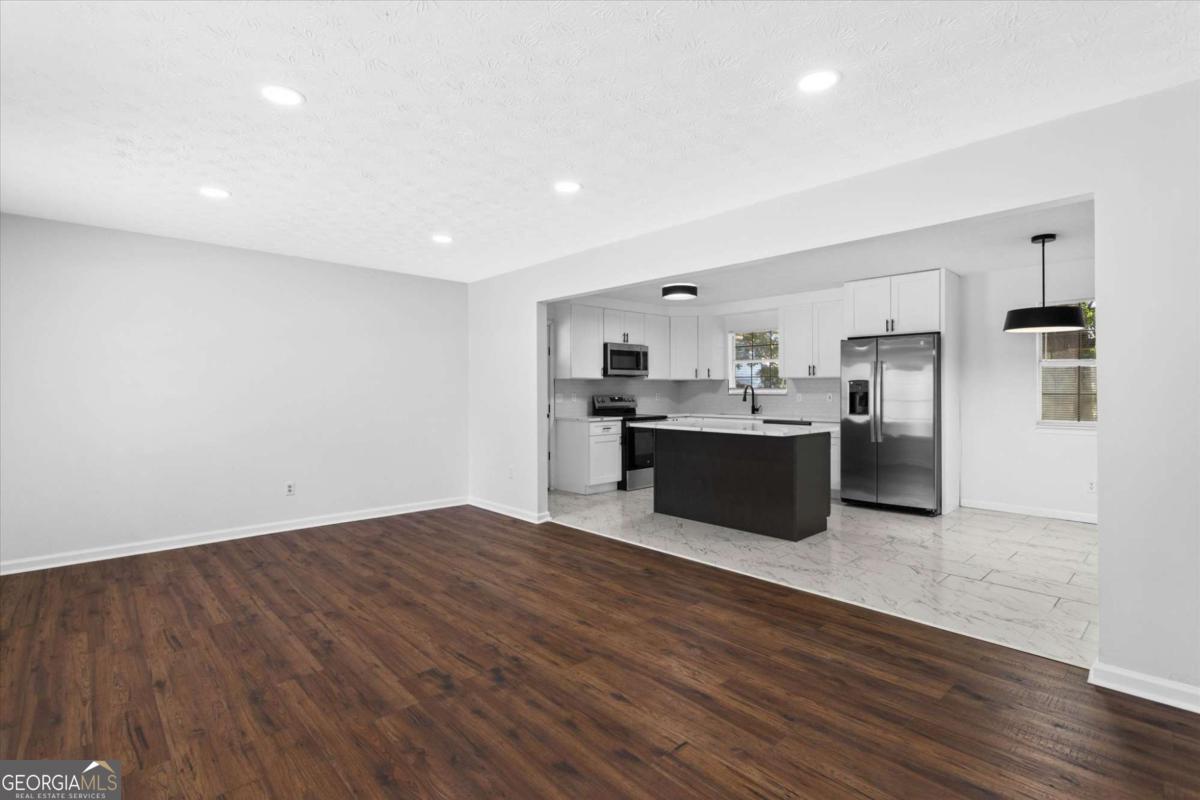 182 Slicky Rock Ct