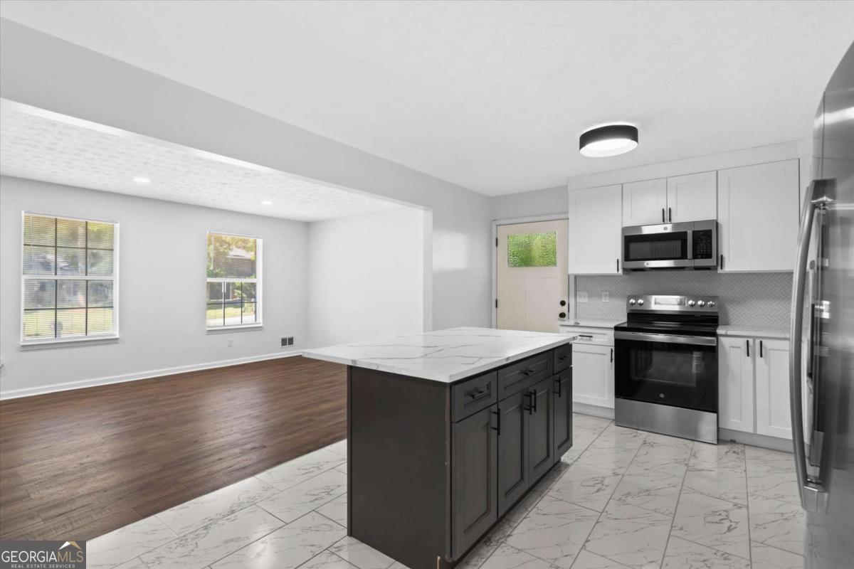 182 Slicky Rock Ct