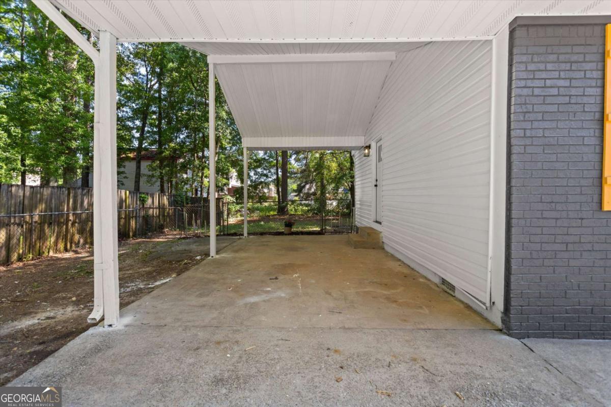 182 Slicky Rock Ct