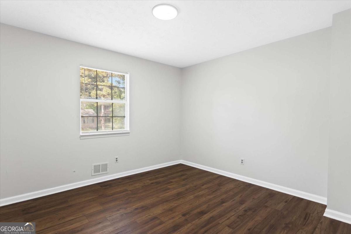 182 Slicky Rock Ct