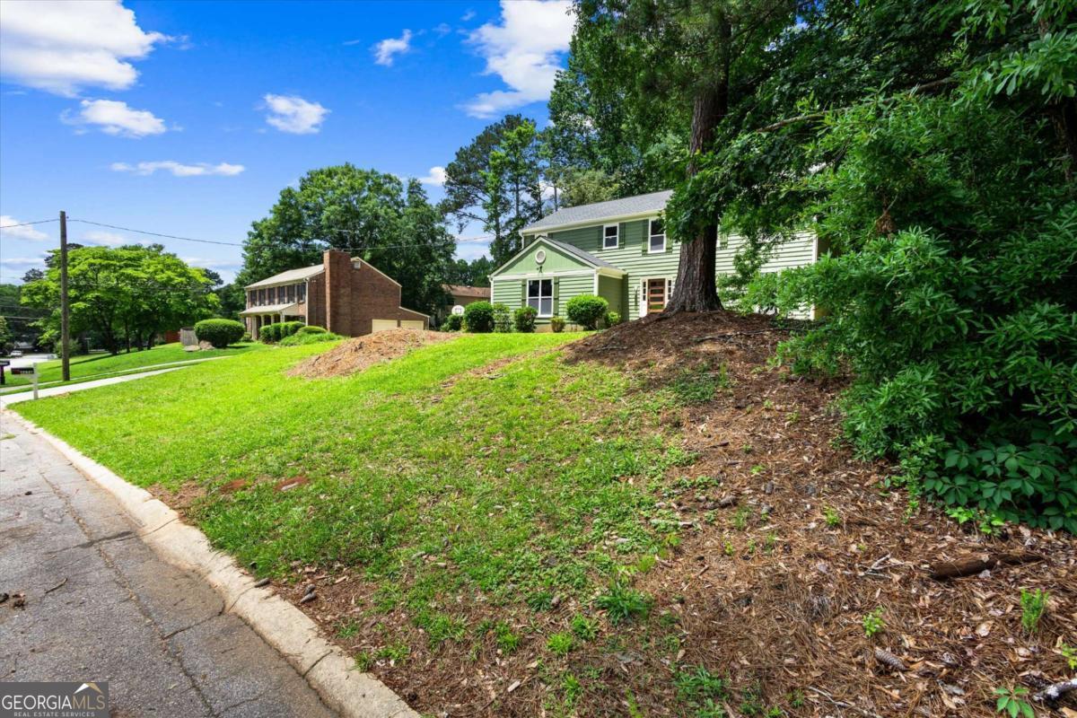 4656 Keighley Dr