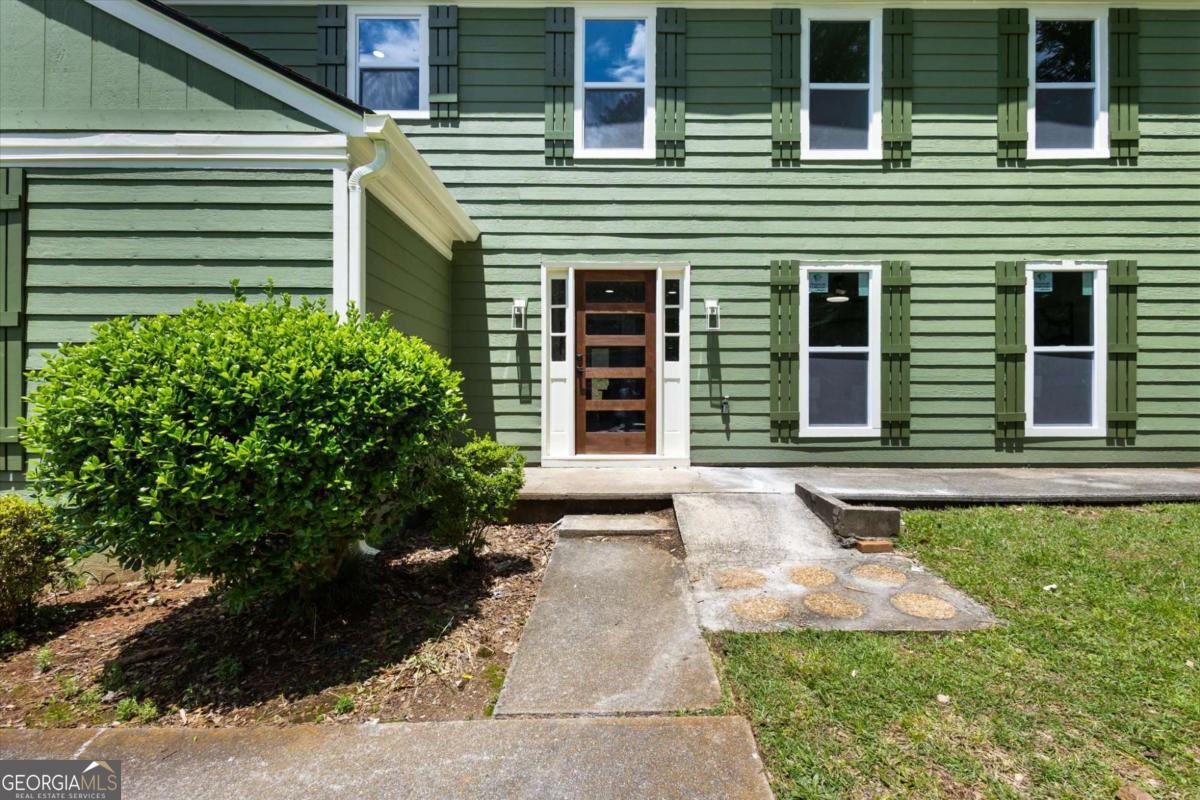 4656 Keighley Dr