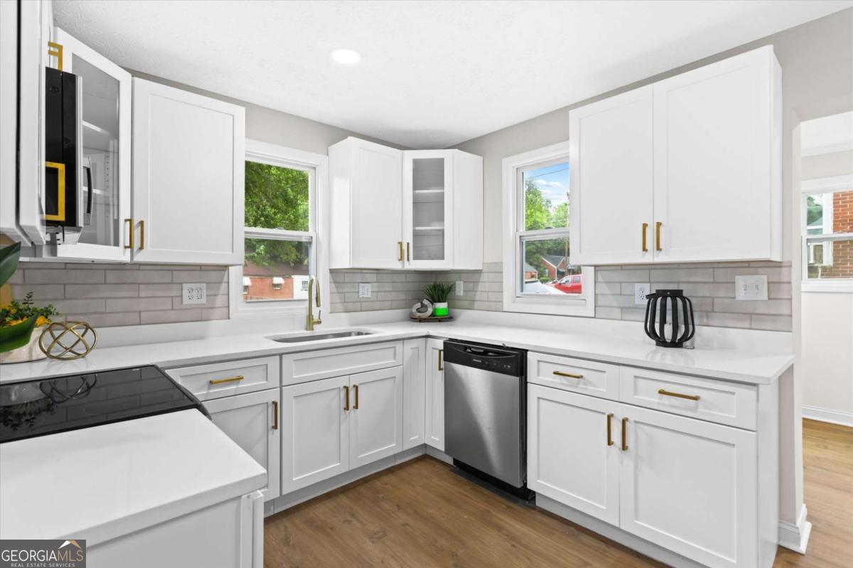 1939 Willa Dr
