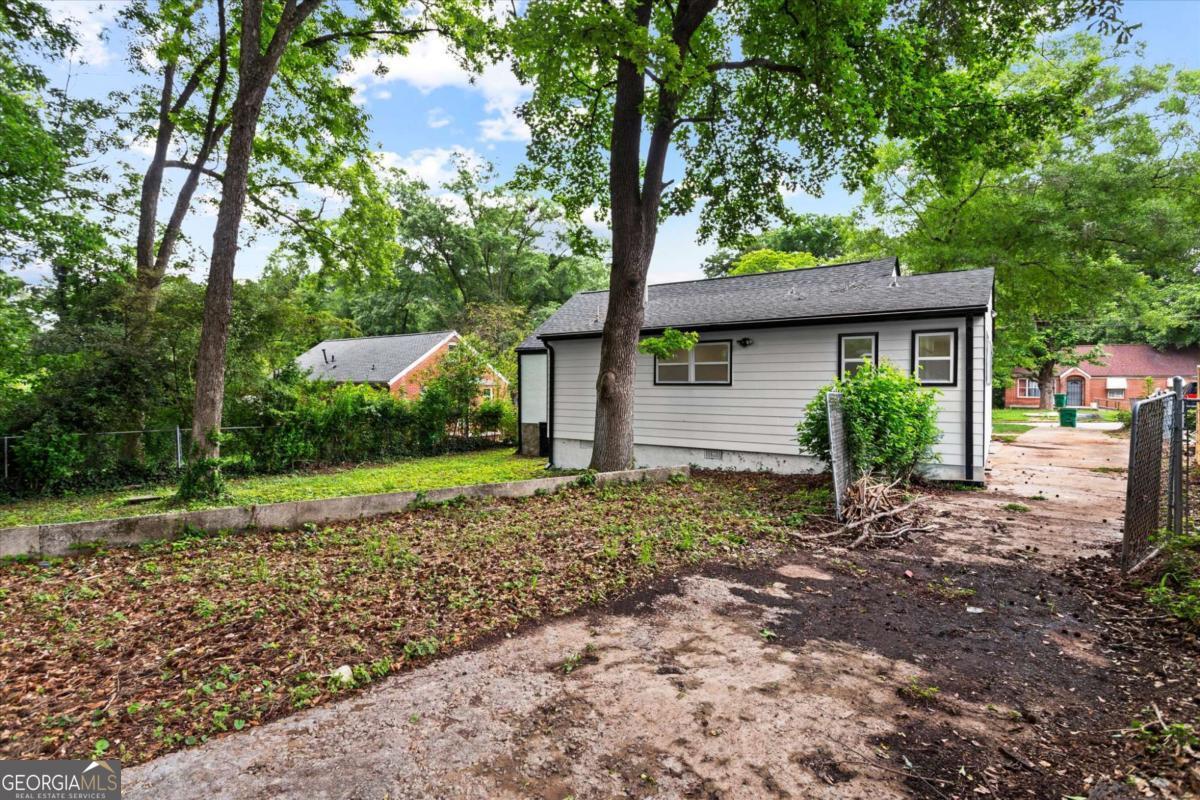 1939 Willa Dr