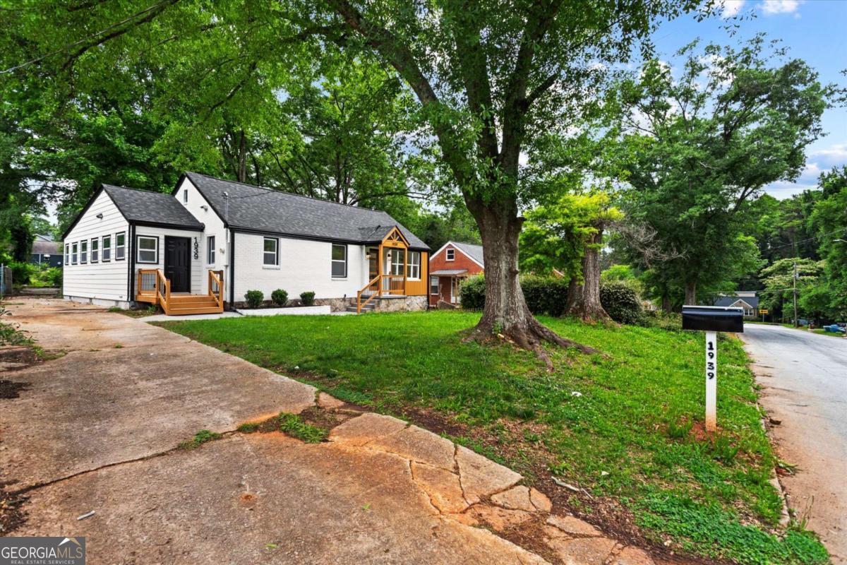 1939 Willa Dr