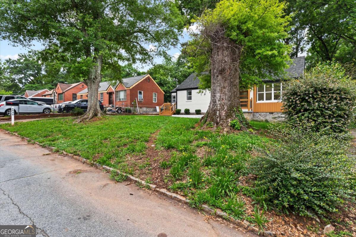 1939 Willa Dr