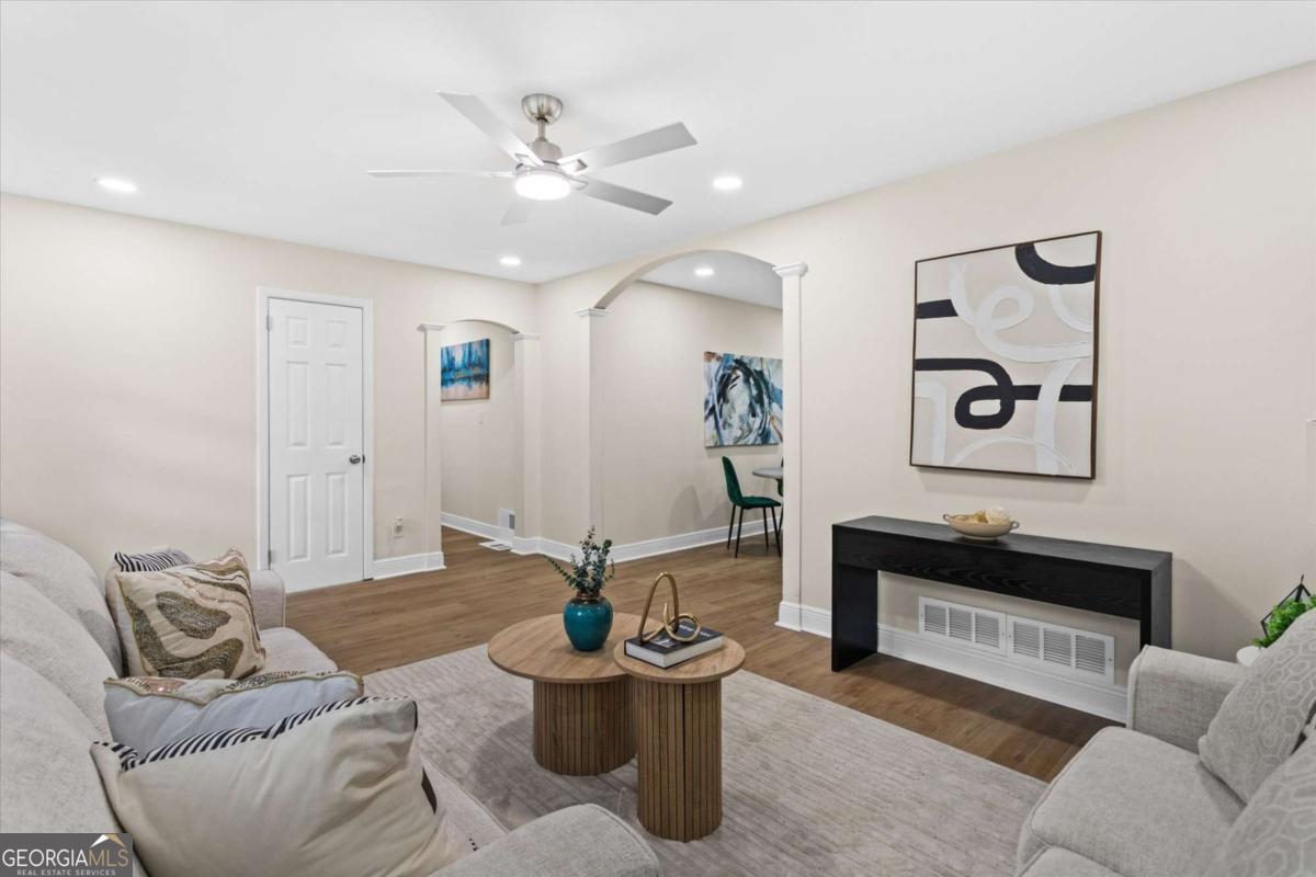 3658 Brookcrest Circle