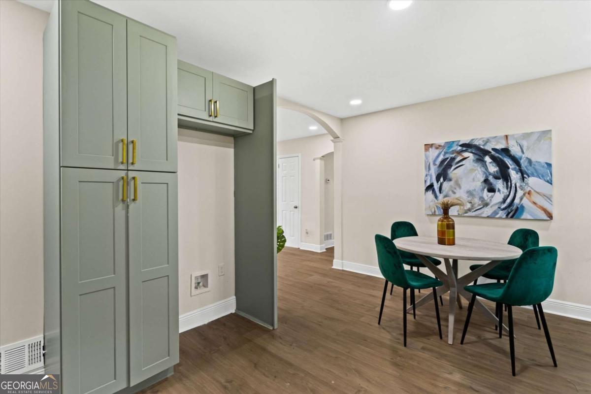 3658 Brookcrest Circle