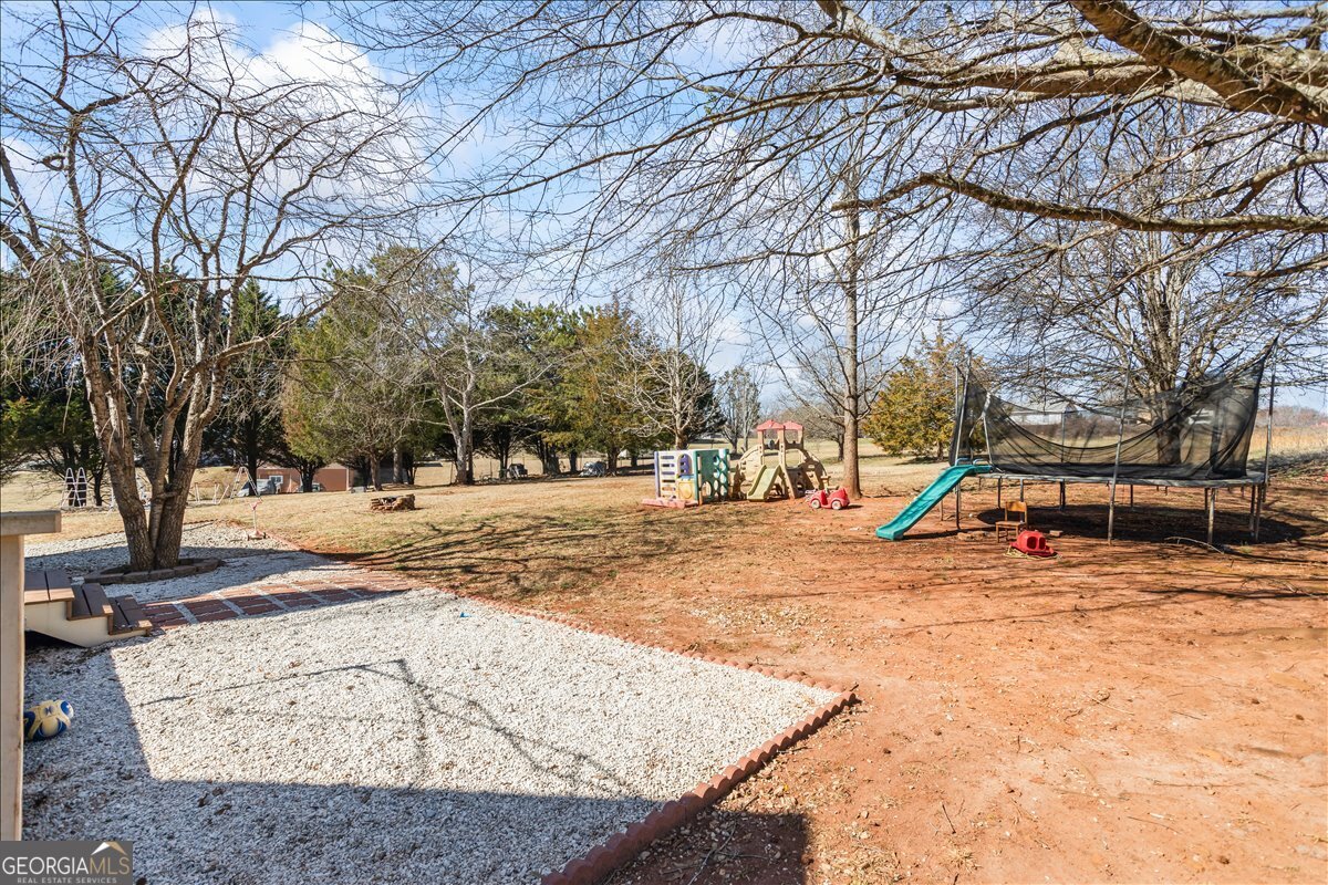 3955 Pucketts Road