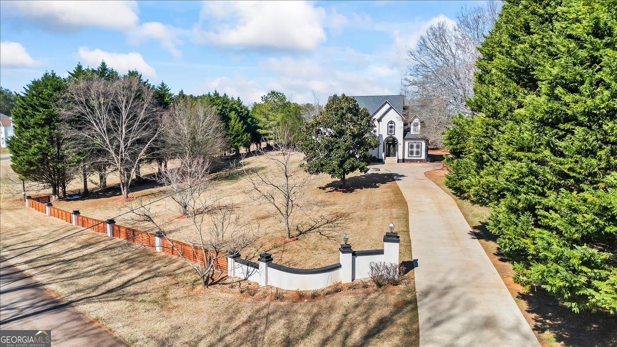 3955 Pucketts Road