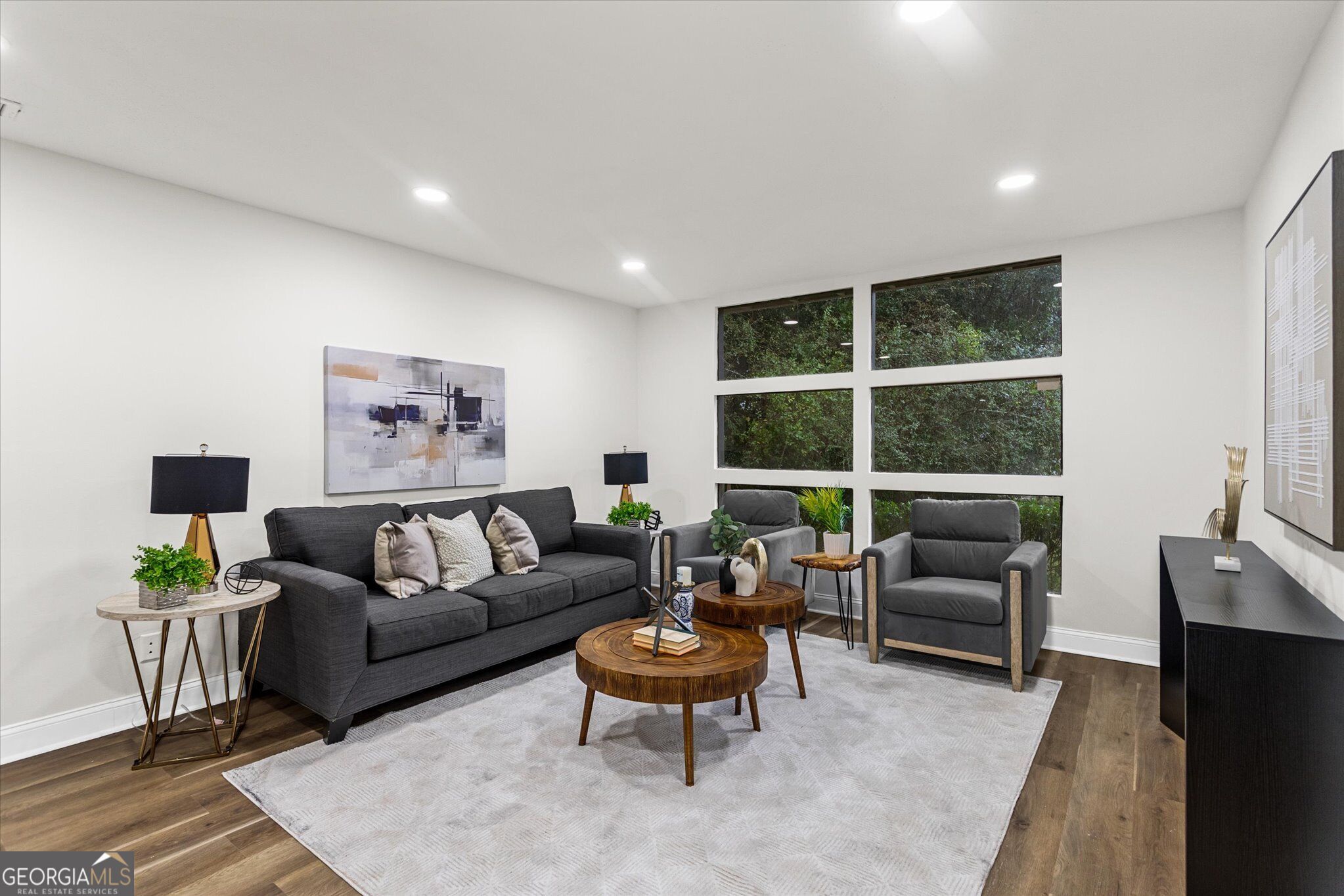 4531 Riverwood Cir