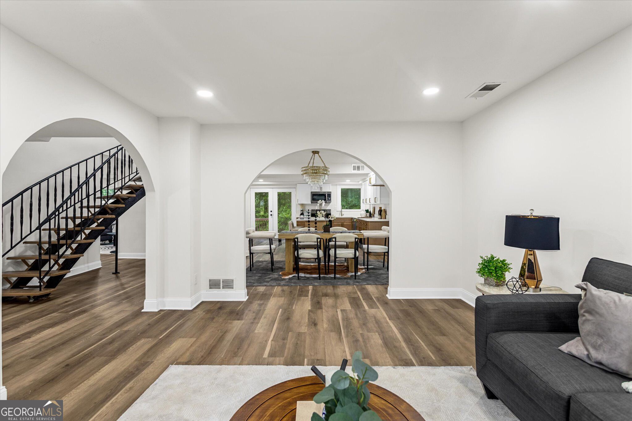 4531 Riverwood Cir