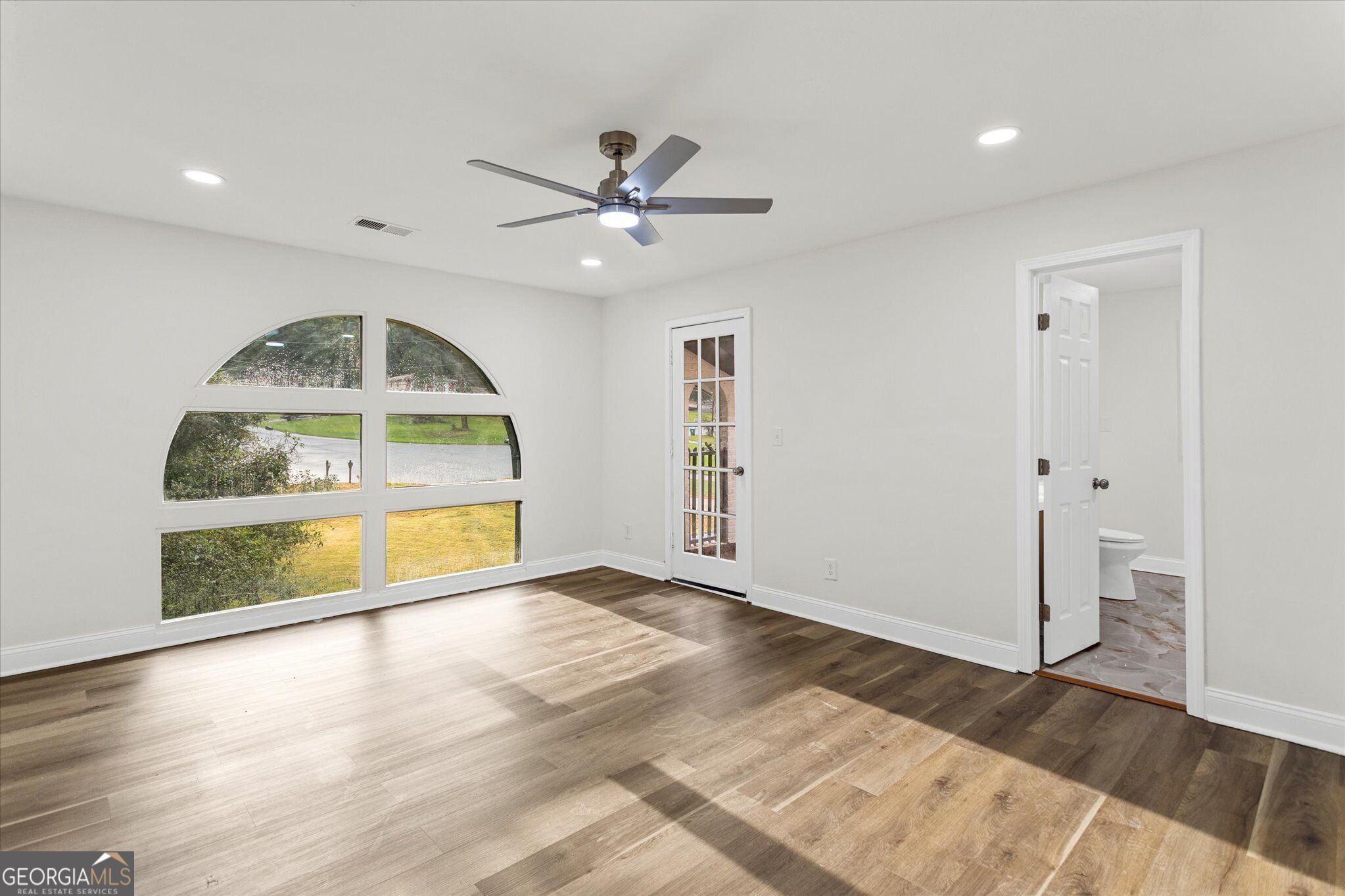 4531 Riverwood Cir