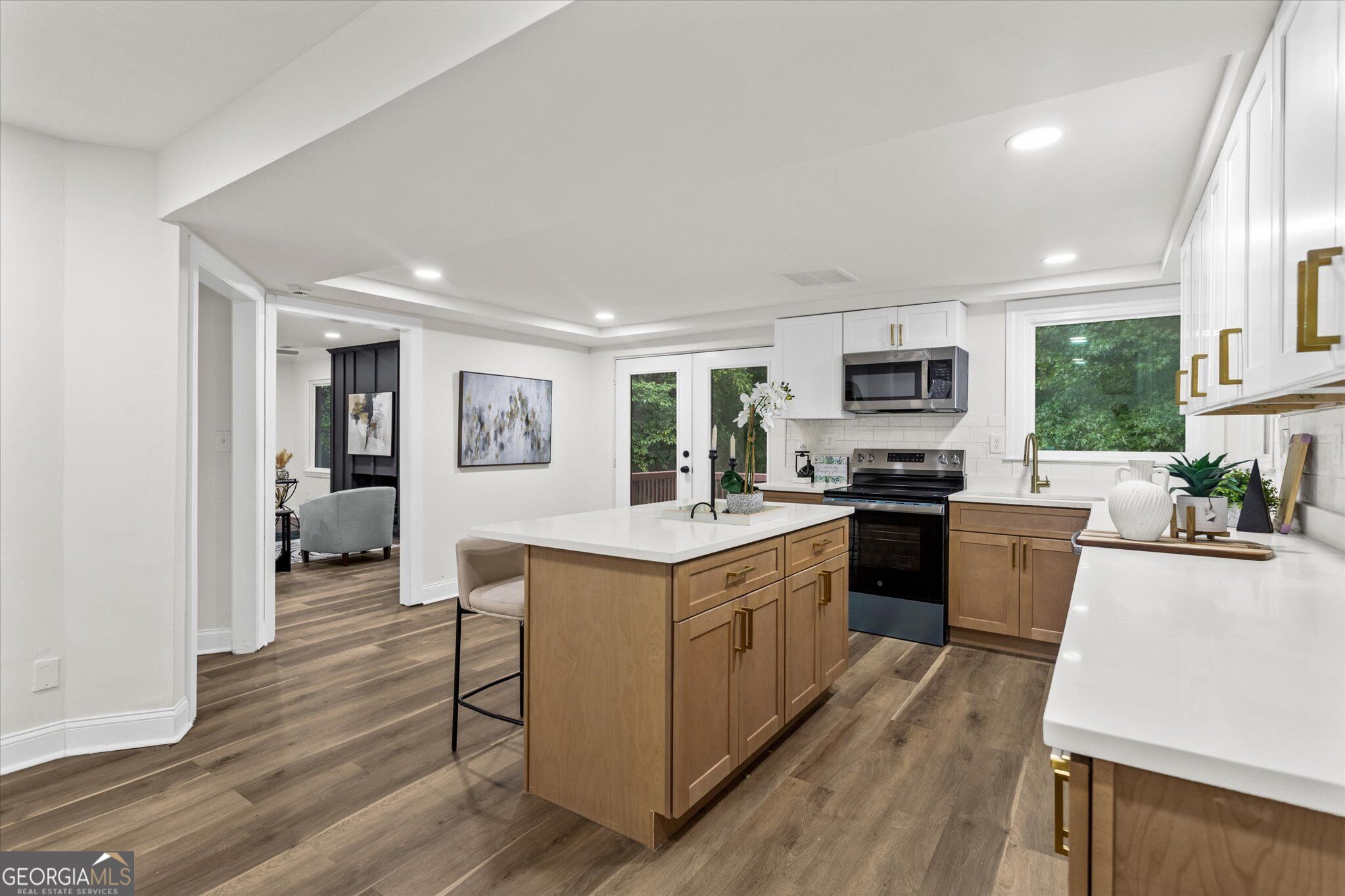 4531 Riverwood Cir