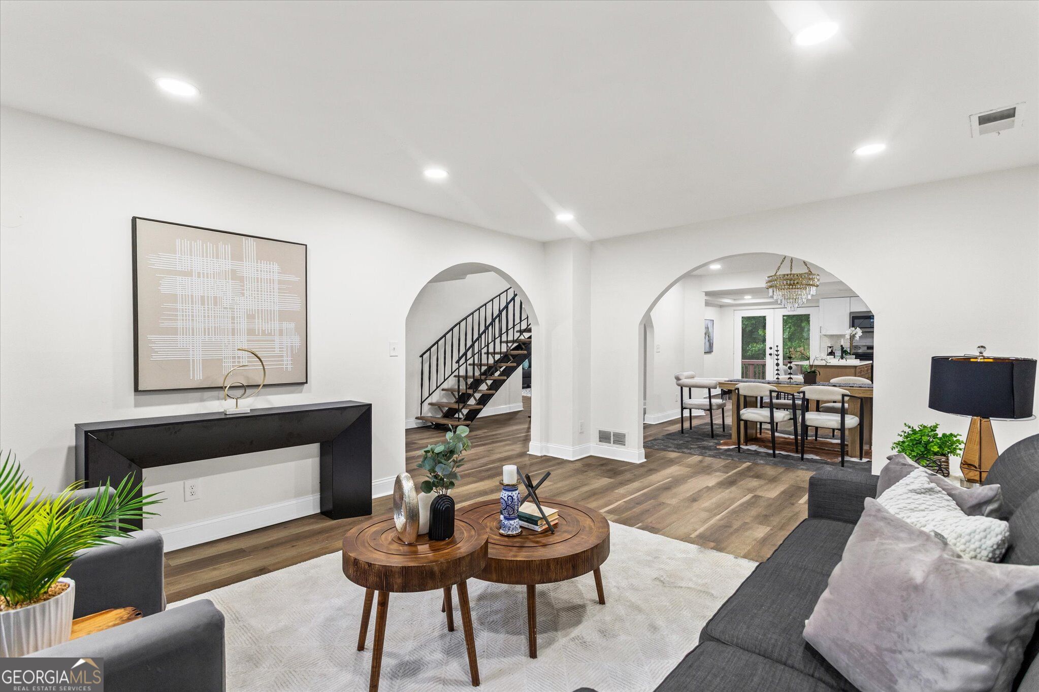 4531 Riverwood Cir