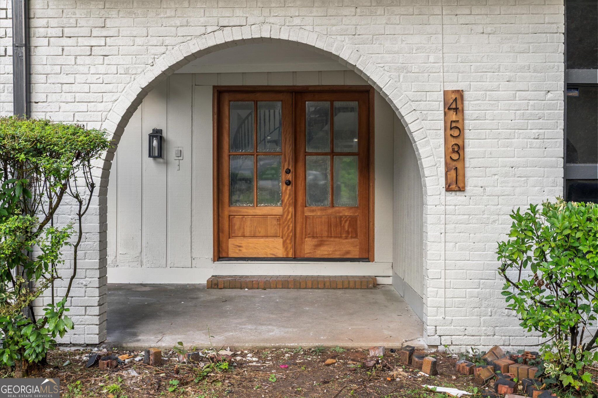 4531 Riverwood Cir