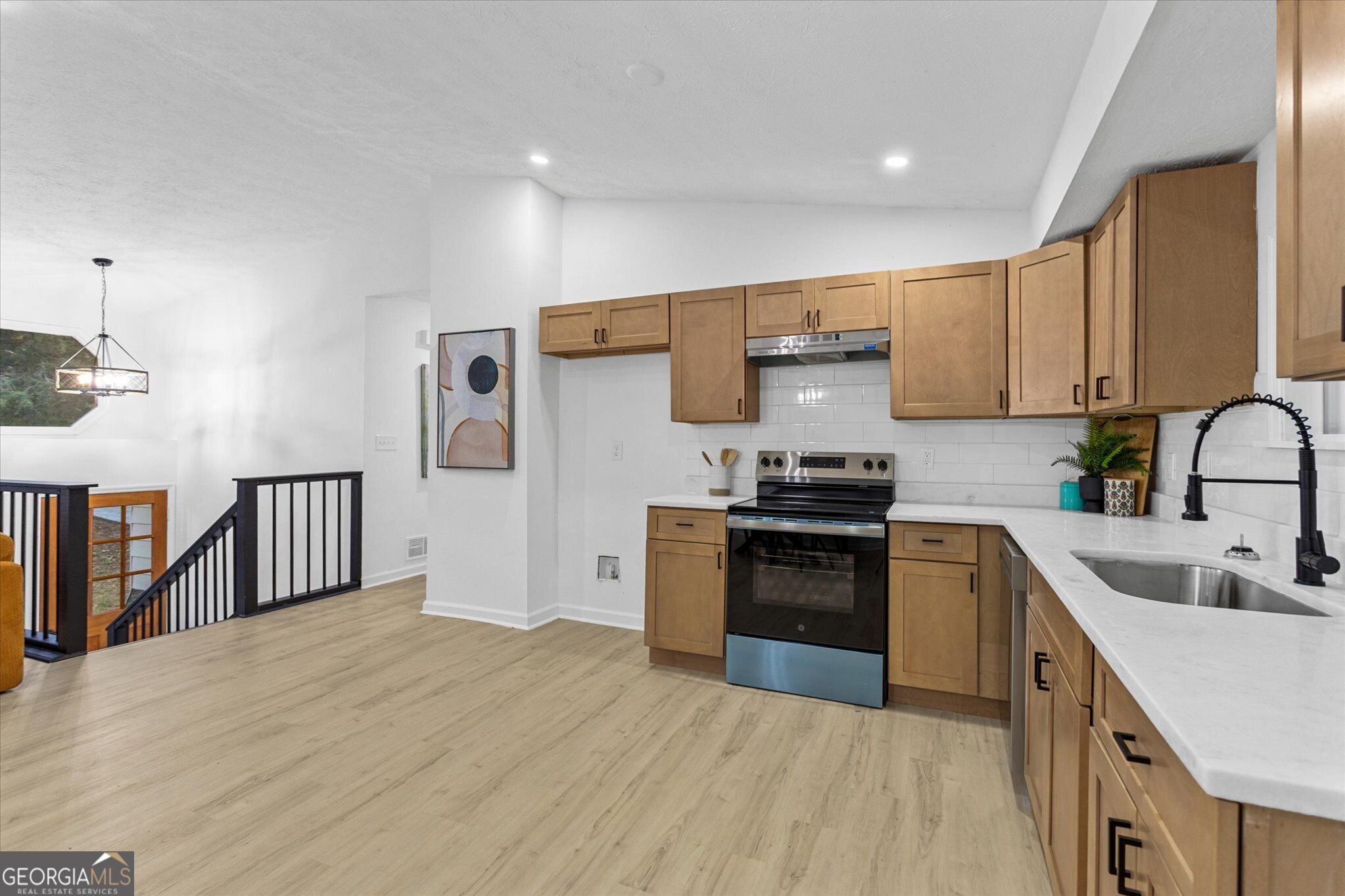 3044 Jami Ct