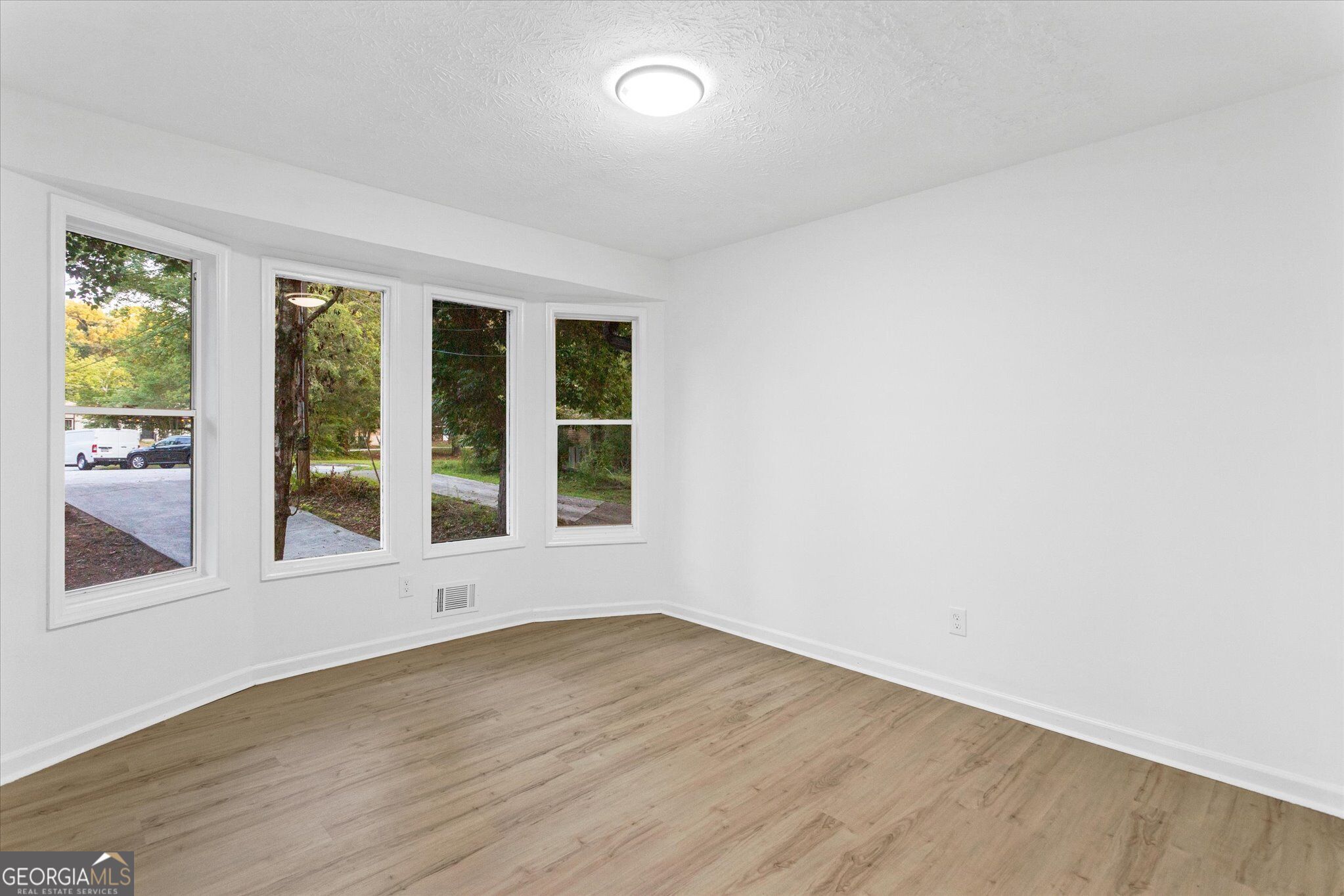 3044 Jami Ct