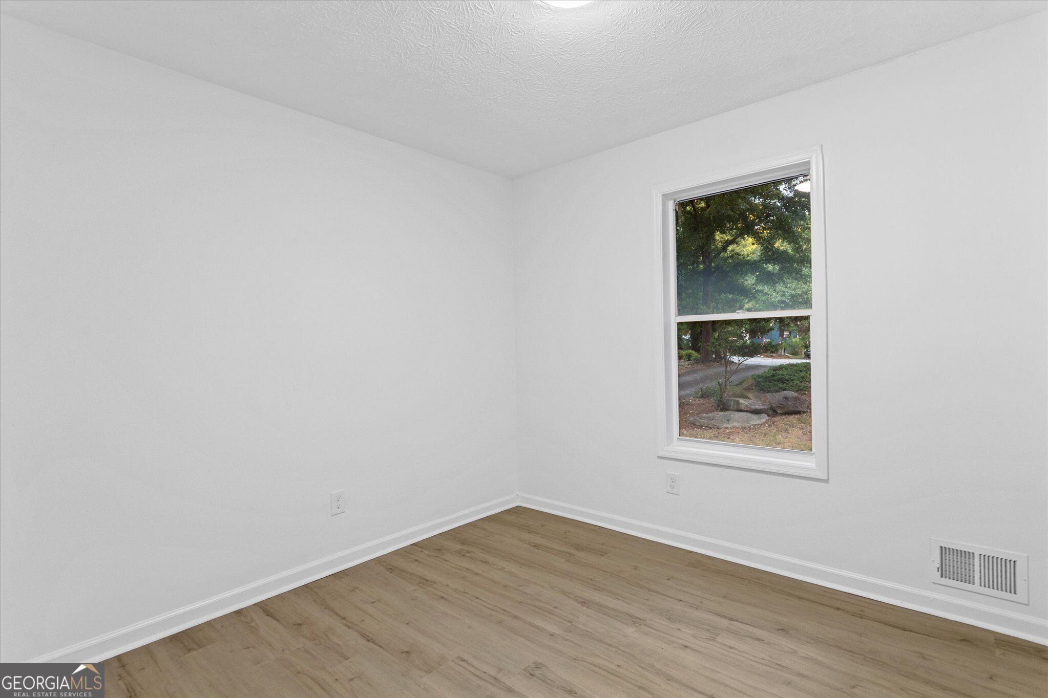 3044 Jami Ct